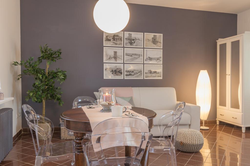 Palazzo Spada - Attico Con Terrazza Vista Fiume In Centro Кодигоро Екстериор снимка